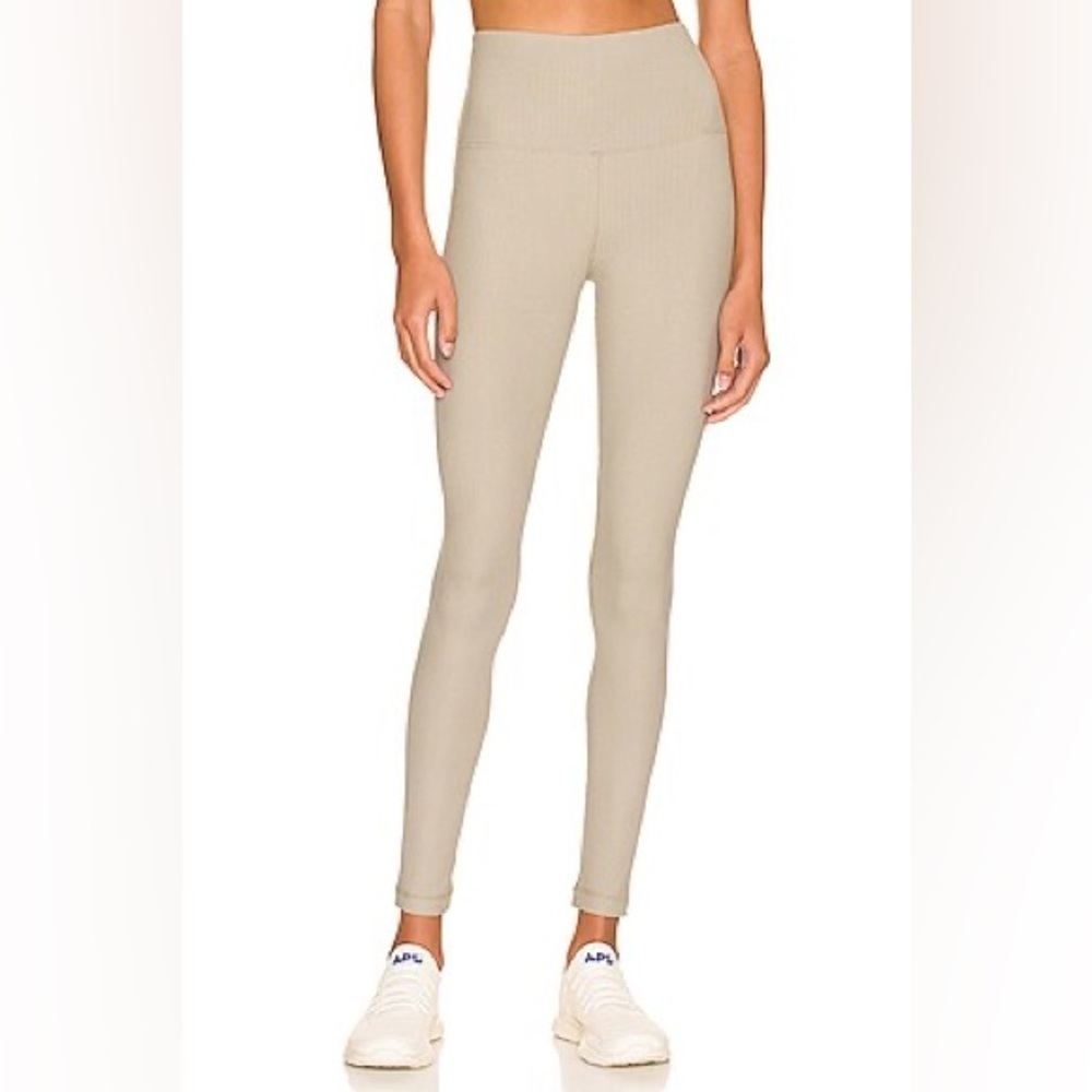 Tan+Lines Ribbed High Rise Temescal Cyn Leggings in Sage